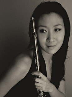 bildArtist photo of Hong, Nari - Flute