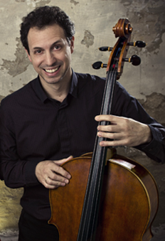 Artist photo of Khen, Ithay - cello