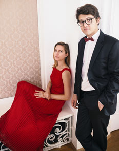 Shalamov Piano Duo Artist photo of Shalamov Piano Duo