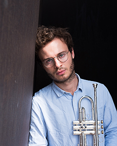 bildArtist photo of Höfele, Simon - Trumpet