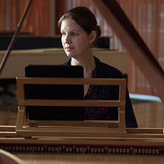 bildArtist photo of Mészáros, Bernadett - Fortepiano & Harpsichord
