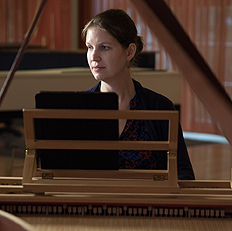 Artist photo of Mészáros, Bernadett - Fortepiano & Harpsichord