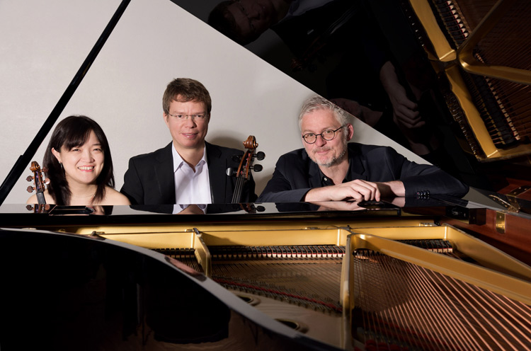 Artist photo of Hamburg Trio - Violin, Cello, Piano