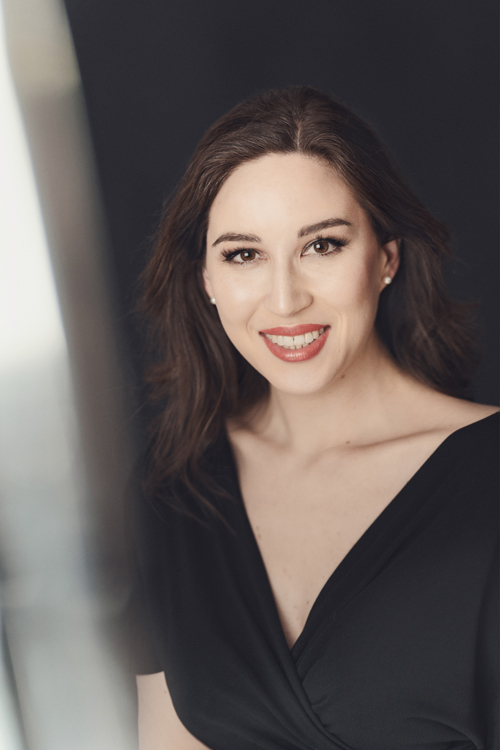 bildArtist photo of Moorman, Julia - Soprano