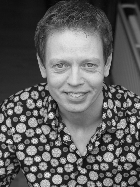bildArtist photo of van Steijn, Robbert - Conductor