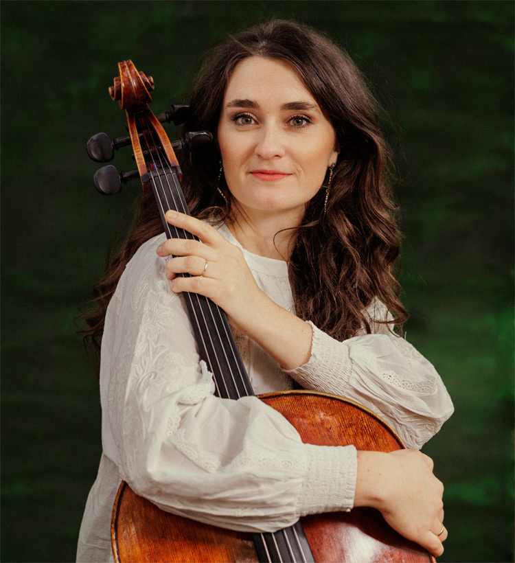 Zuzanna Sosnowska Artist photo of Zuzanna Sosnowska - Violoncello