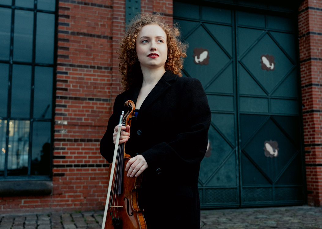 Artist photo of Eva Wetzel - Violin