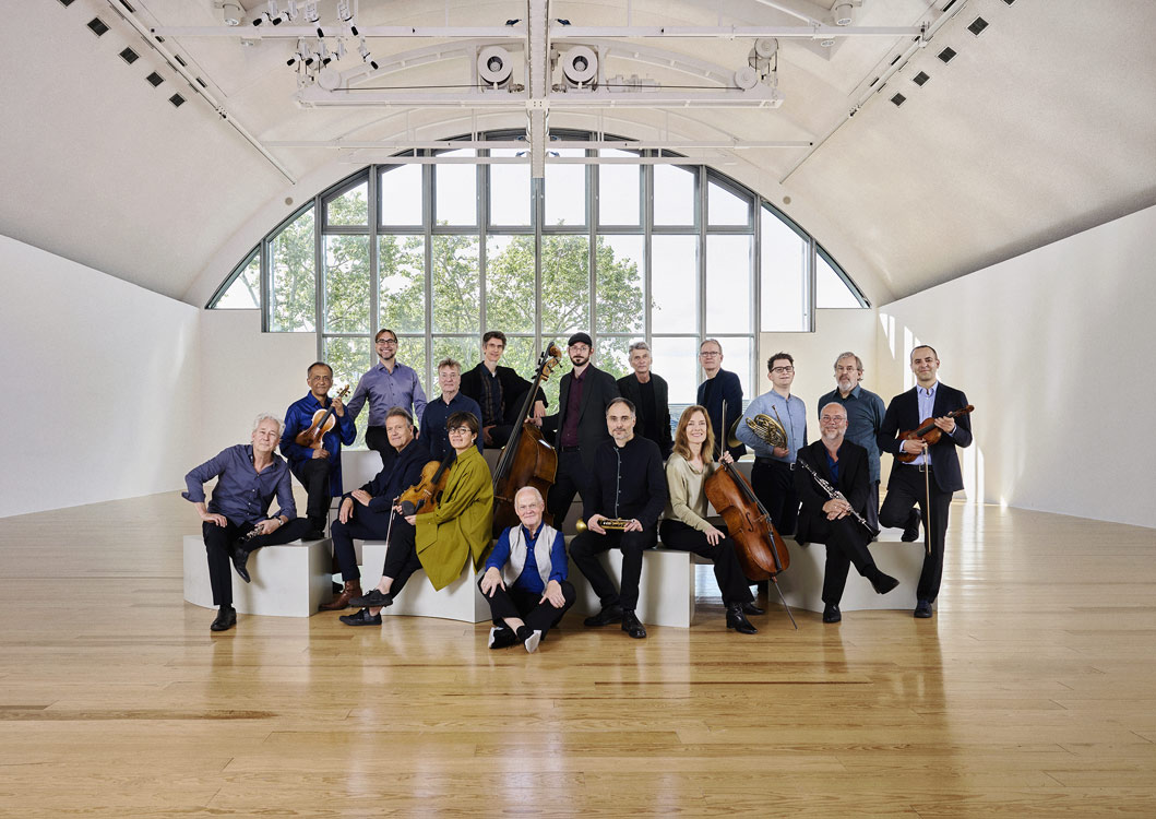 artist image: 'Ensemble Modern